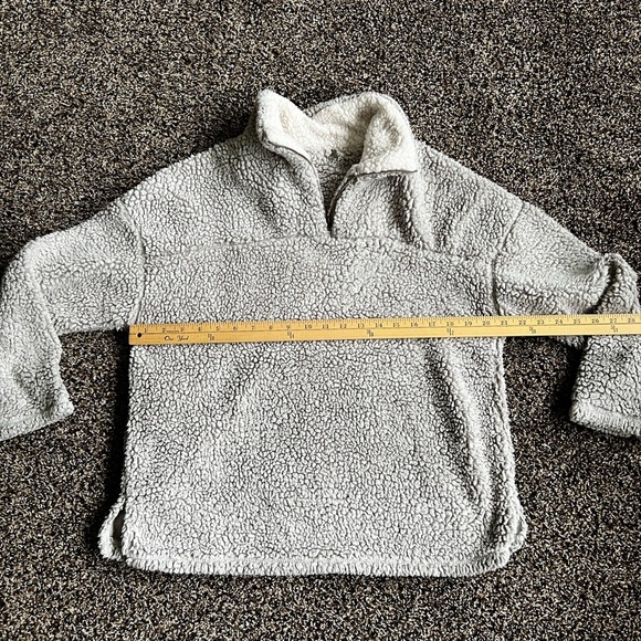 Poof! Charcoal and Light Gray Sherpa Pullover - Picture 5 of 6